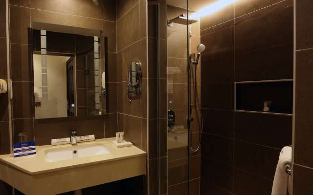 PrideInn Westlands Luxury Boutique Hotel