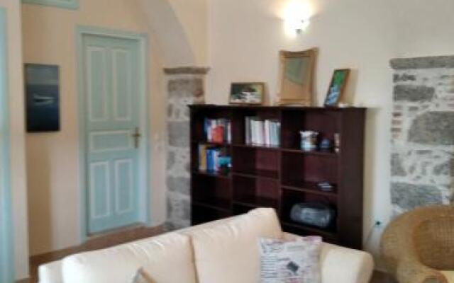 Apartment Gialos