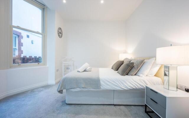 North Lane Apartment by Tŷ SA
