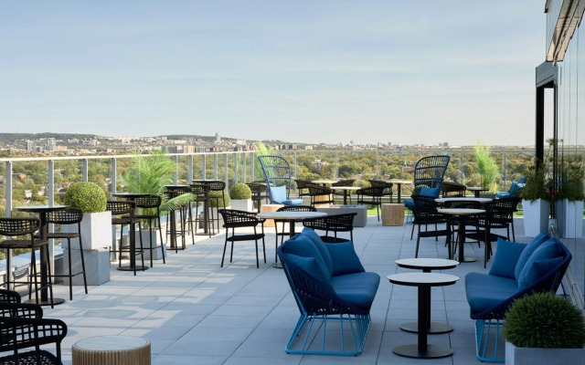 Courtyard Montreal Laval