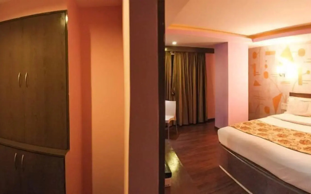 Seashell Residency & Restaurant