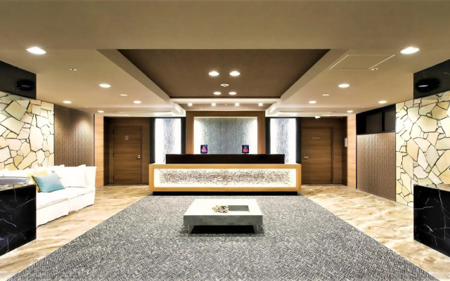 TAKUTO HOTEL Shinsaibashi