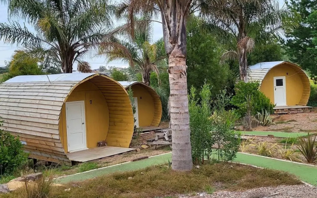 Morning Calm Lodge Limited