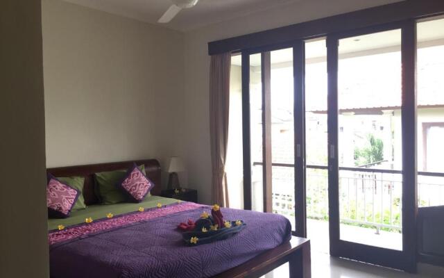 Merthayasa Bungalow 2