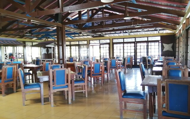 Hotel Lembah Nyiur Cikopo