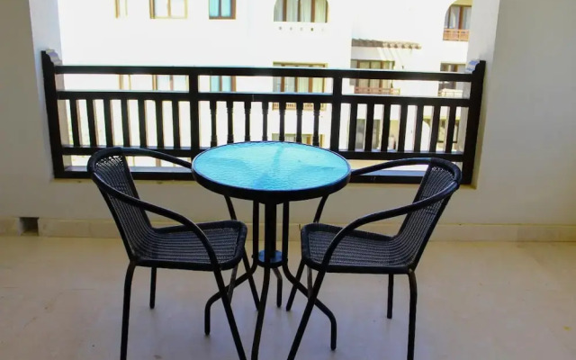 Marina View Luxury Retreat