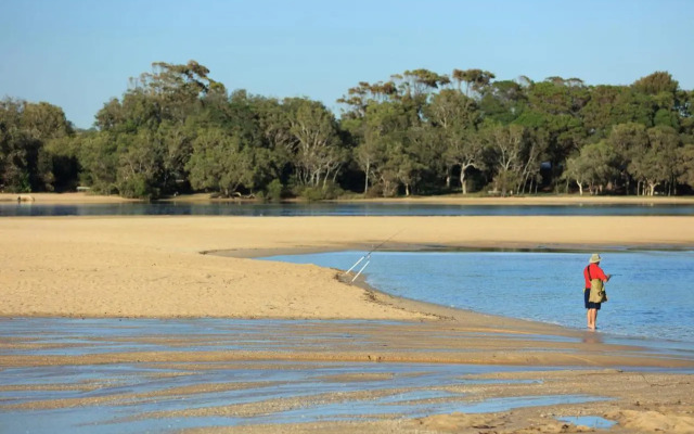 The Outlook U8/9 Hume Parade