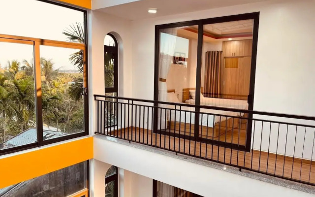 Le riverside Villa Hoi An by Hometown