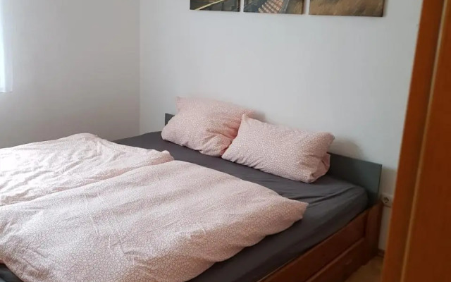 2 Zimmer Wohnung mit Balkon - Nähe Messe