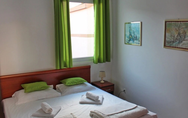 Balabusic Two-bedroom Apartment No.8