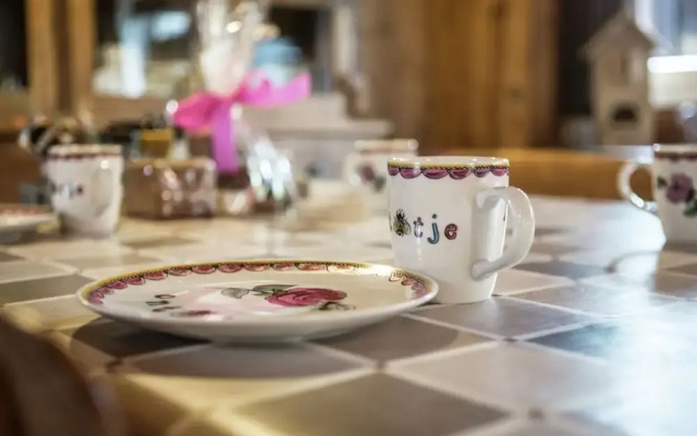 Luxurious Chalet in Oud-turnhout With Large Garden