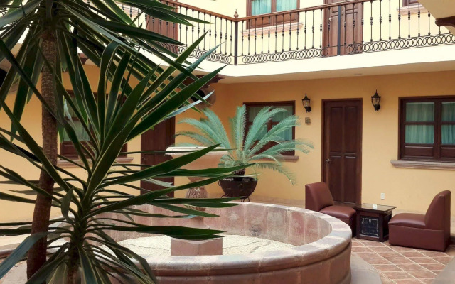 Casa Del Virrey Hotel and Suites
