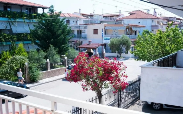 Niki Apartments