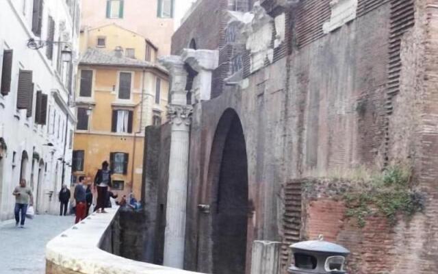 Bye Bye Roma Pantheon Suite