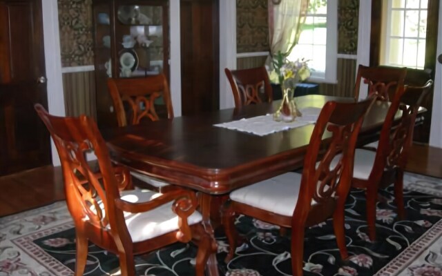 VanWinkle Inn