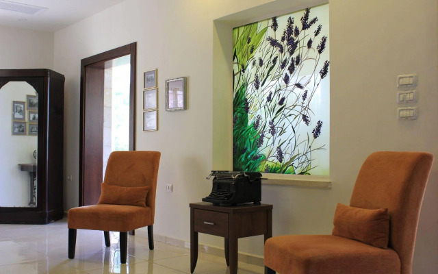 Lavender Boutique Hotel