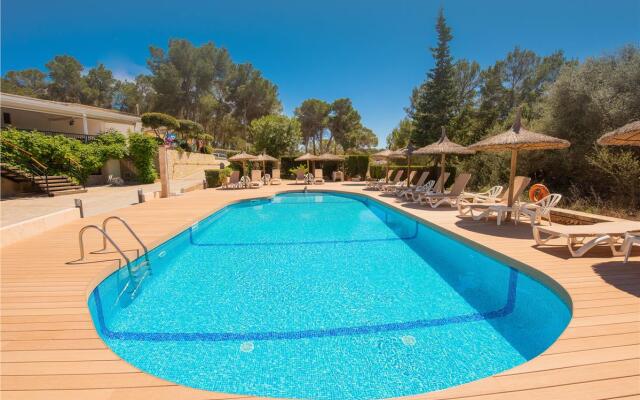 Hotel Playa Mondrago
