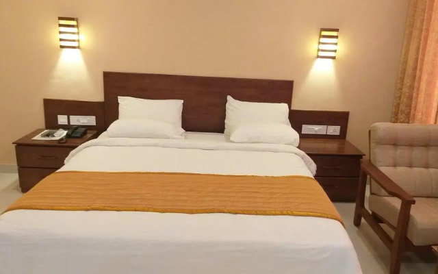 Hotel Venus Plaza - Near Delhi Airport