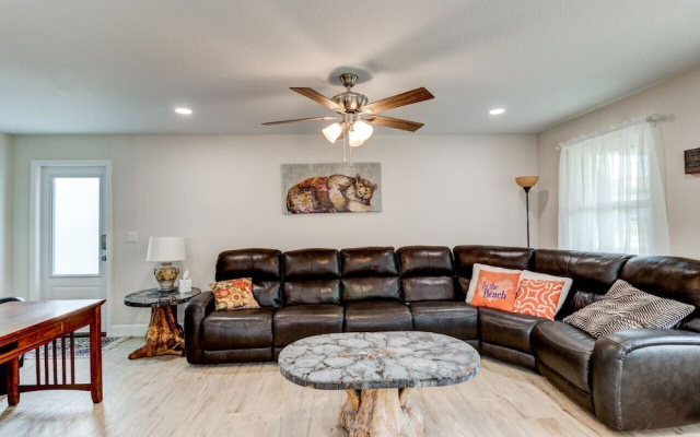 Cape Key Updated Beach Bungalow