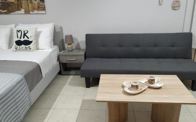 Ierapetra Suites & Studios