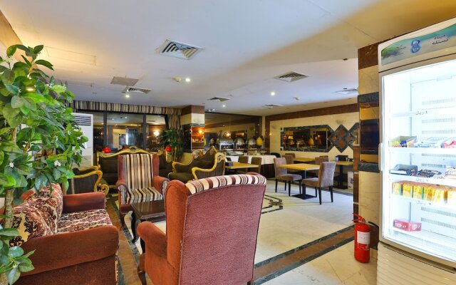 OYO 446 Mas Hotel