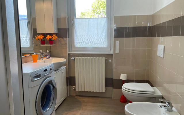 Il nido del merlo Parcheggio e giardino