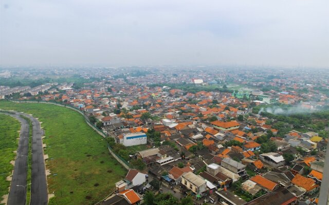 Deluxe and Modern 2BR The Springlake Summarecon Apartment