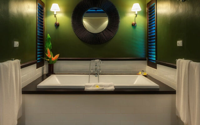 Warwick Le Lagon Resort & Spa, Vanuatu