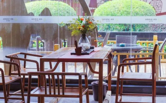 Xiashang Yixiang Lakeview Hotel (Xiamen Zhongshan Road Pedestrian Street Branch)