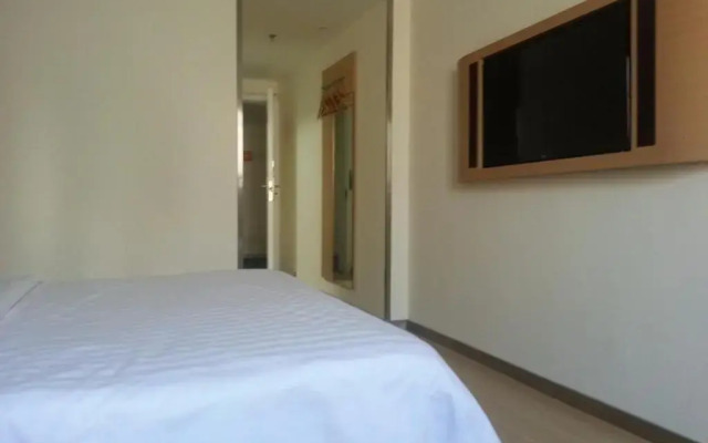 7Days Inn Chain Hotel (Deyang Confucian Temple Square)