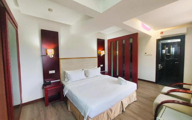 Celyn City Hotel