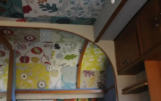 Vintage Safari Caravan