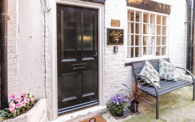Black Gem Cottage