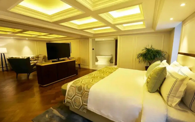 Seine House