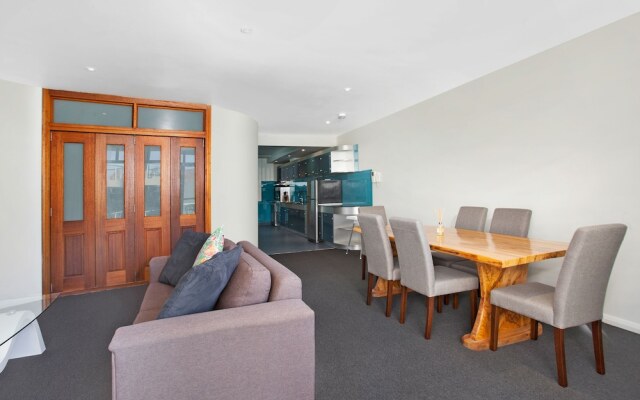 Manly Stay LUX Apartments