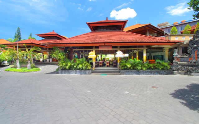 Adi Dharma Hotel Kuta