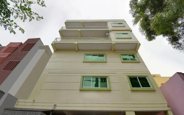 OYO 13043 Sree Sai Suites