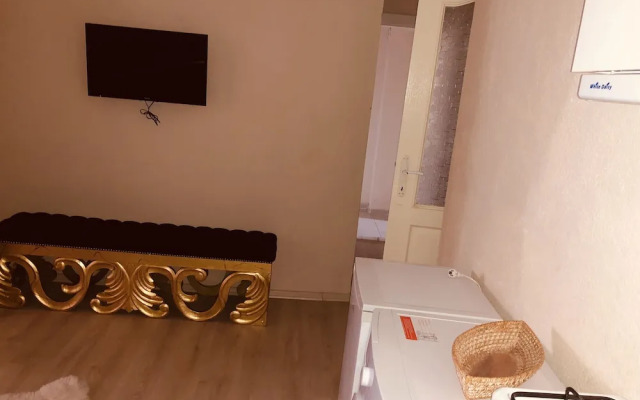 Teos Alesta Apart Pansiyon