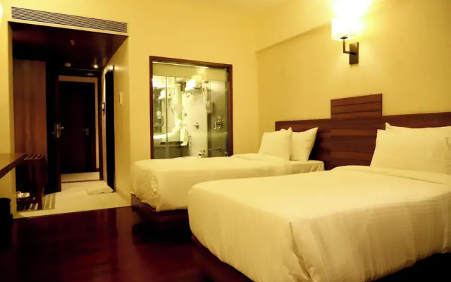 Hotel Reyansh Grand