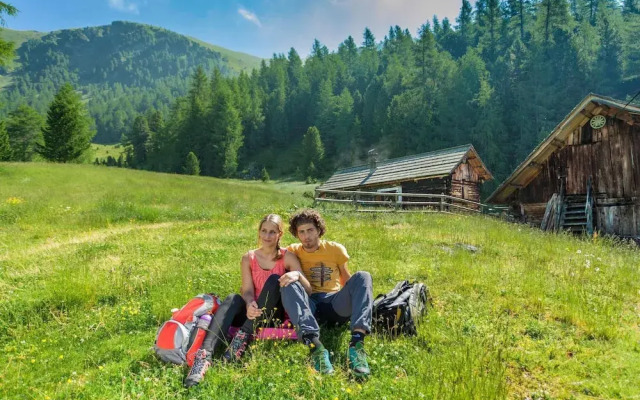 Nice Chalet With Infrared Sauna