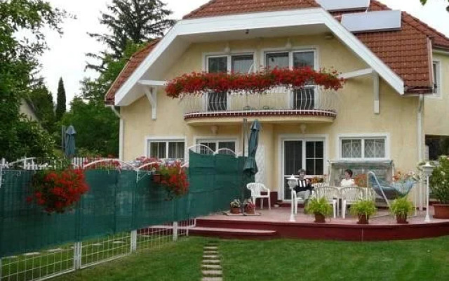 Adra Villa Balatonkenese