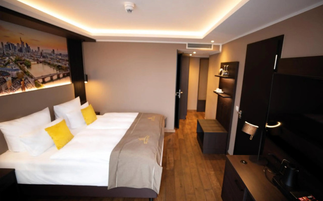 Skyline Hotel