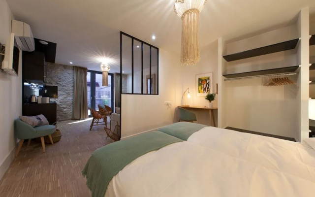Appart Hotel Eugenie