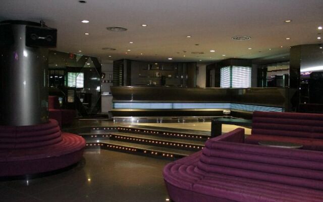 Ariha Hotel