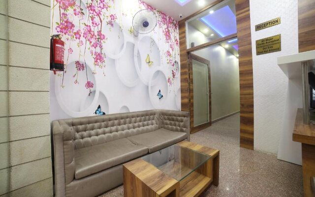 OYO 24220 Hotel Bohra International