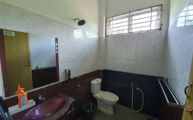 OYO HOME 90280 Darussalam Homestay