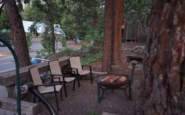 Fox Den Suite in Shaver Lake