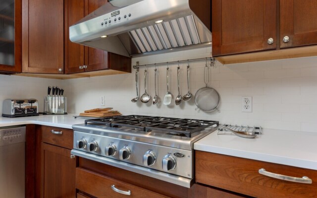 Rvh_393r Hidden Oasis 4 Bedroom Home