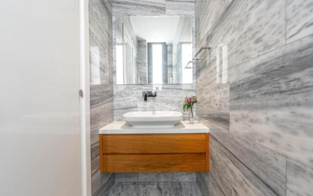 Villa Laurus 6, walking distance to the beach