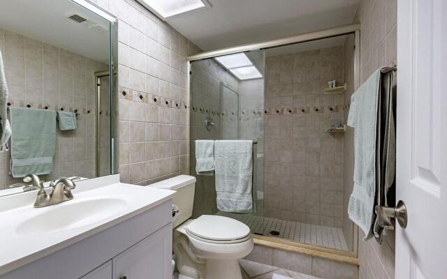 Bayshore Yacht & Tennis Club 616